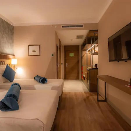 Ramada Encore By Wyndham Karatay *