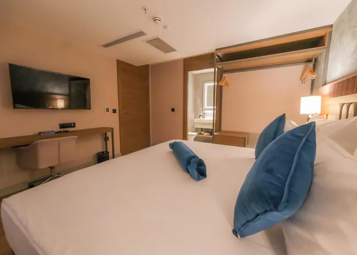 Ramada Encore By Wyndham Karatay Hotel