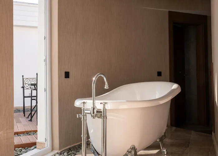 Ramada Encore By Wyndham Karatay Hotel *